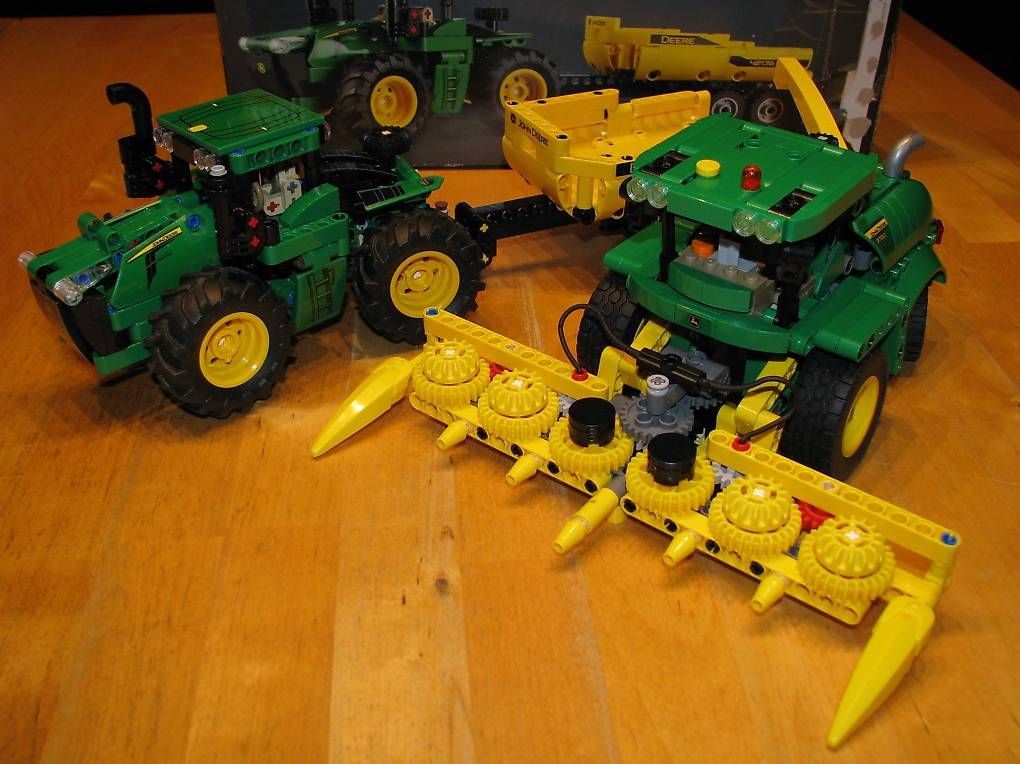 Lego Giocattoli: Lego Technik John Derre 42136 und 42168 – Usato da Wangen b. Olten venduto da Binggeli4 3