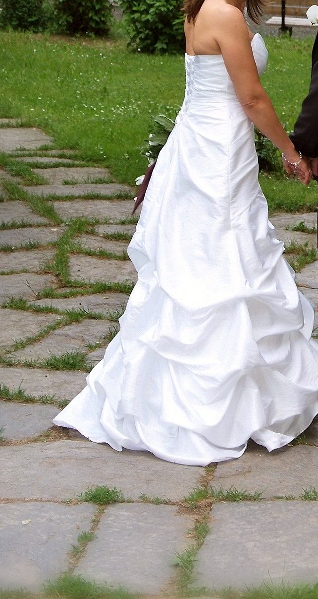 Kleider: Brautkleid – Gebraucht aus Dettighofen von nic_m9bn