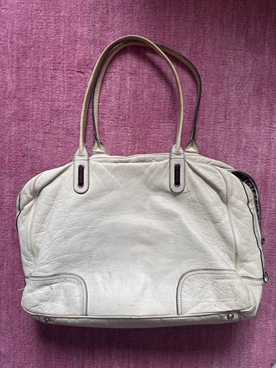 Gucci Borse da donna: Gucci Handbag White Leather Acceptable Condition – Usato da Zürich venduto da ann_h6tp 4
