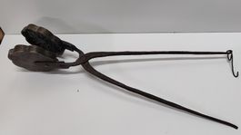Antikes Bretzeleisen, Bretzeli (L25)