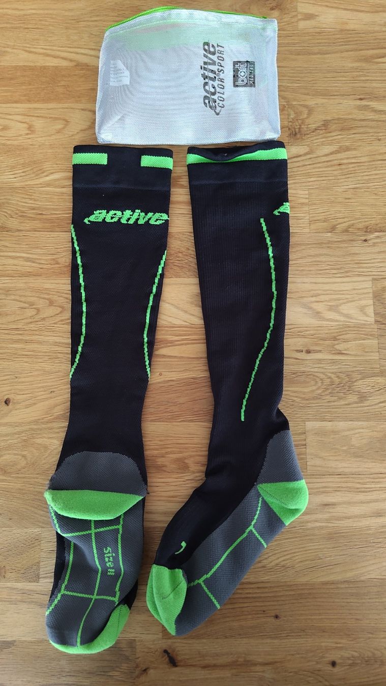 Socken: Kompressionssocken / Kompressionsstrumpf – Gebraucht aus Bözen von Alpeak 2