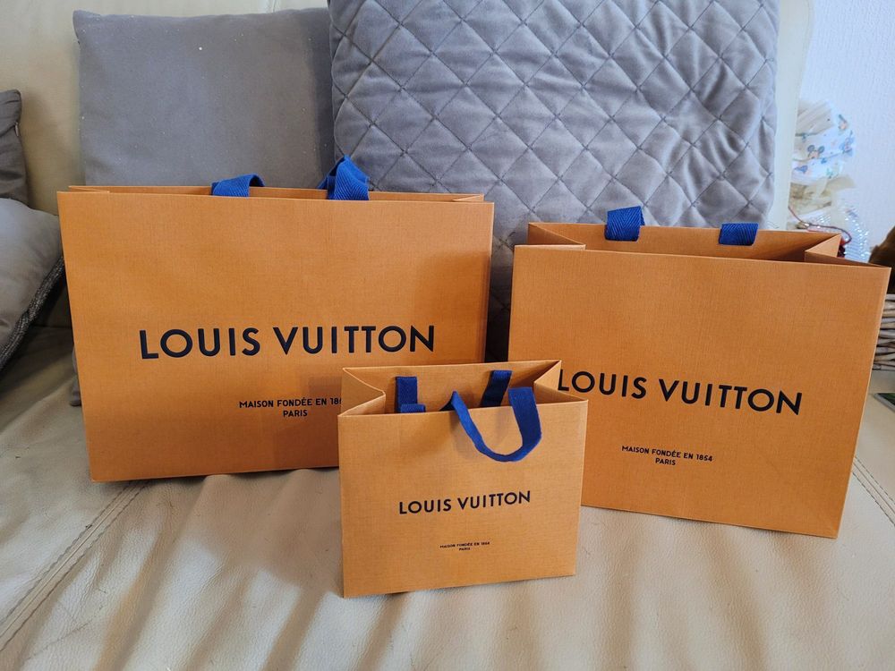 Sac carton hotsell louis vuitton