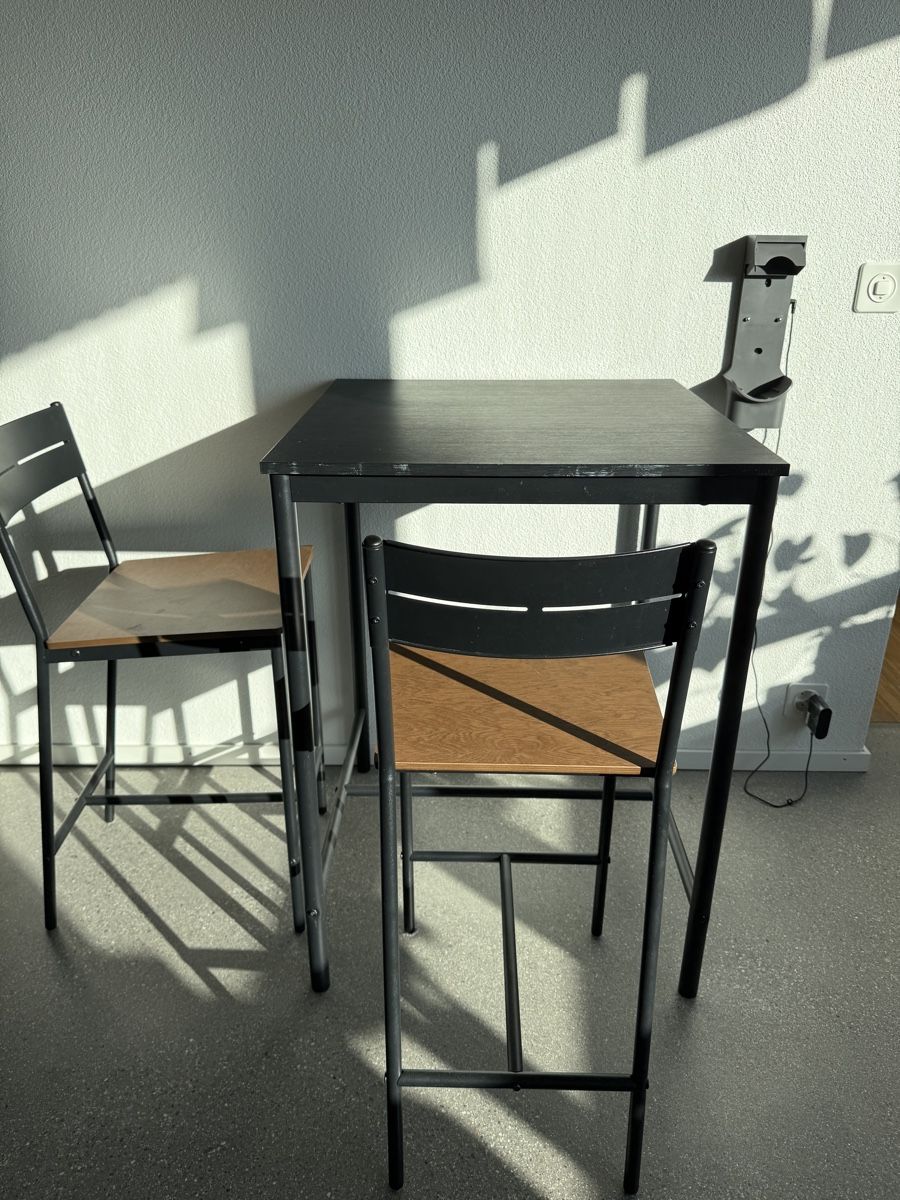 Ikea Tavoli: Bartisch – Usato da Zürich venduto da Trinidad19