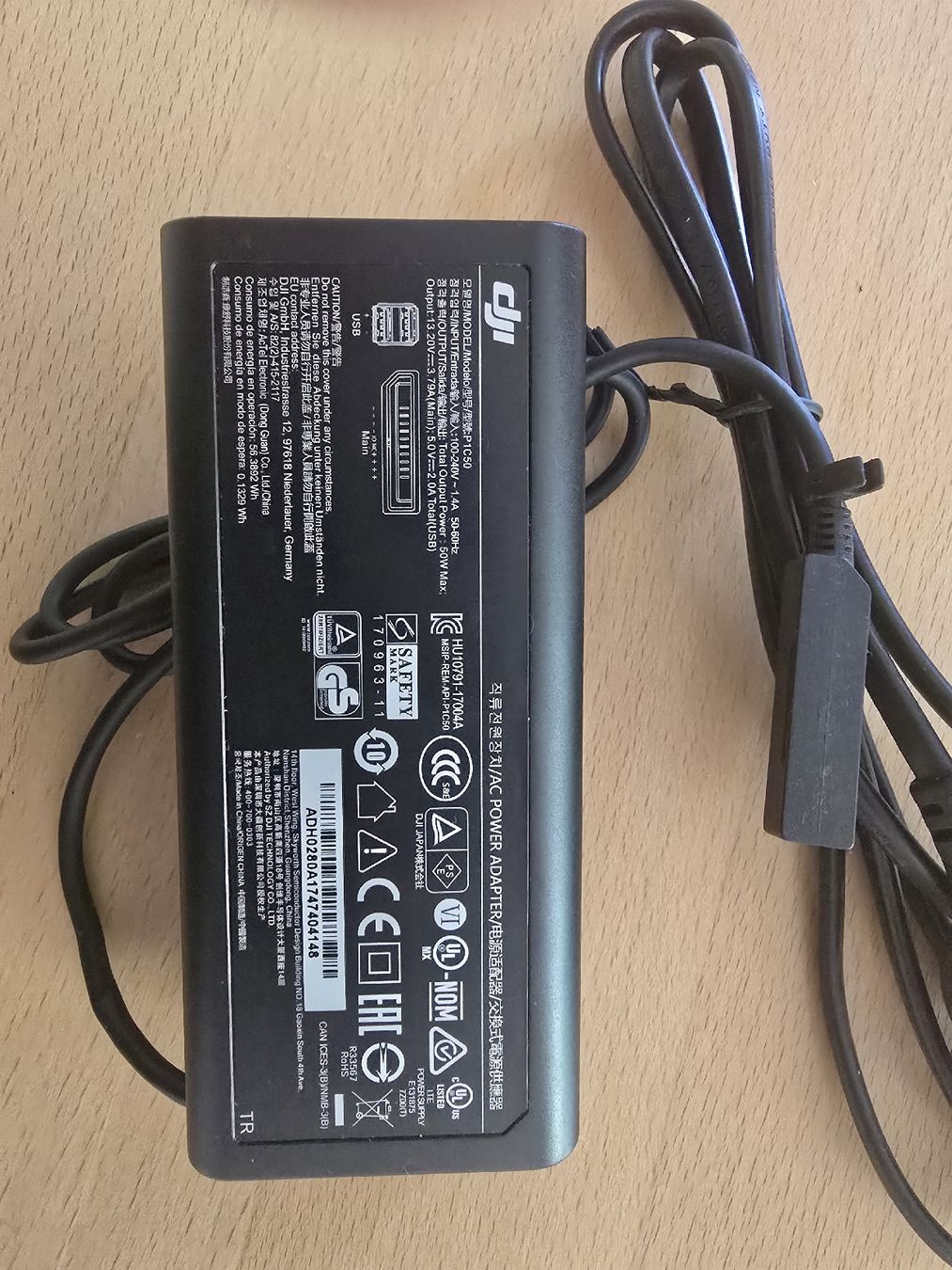 DJI Ladegeräte: Chargeur Drone DJI AC Power Adapter 50W - NEUF – Neu und originalverpackt aus BERN von froggyinternationale