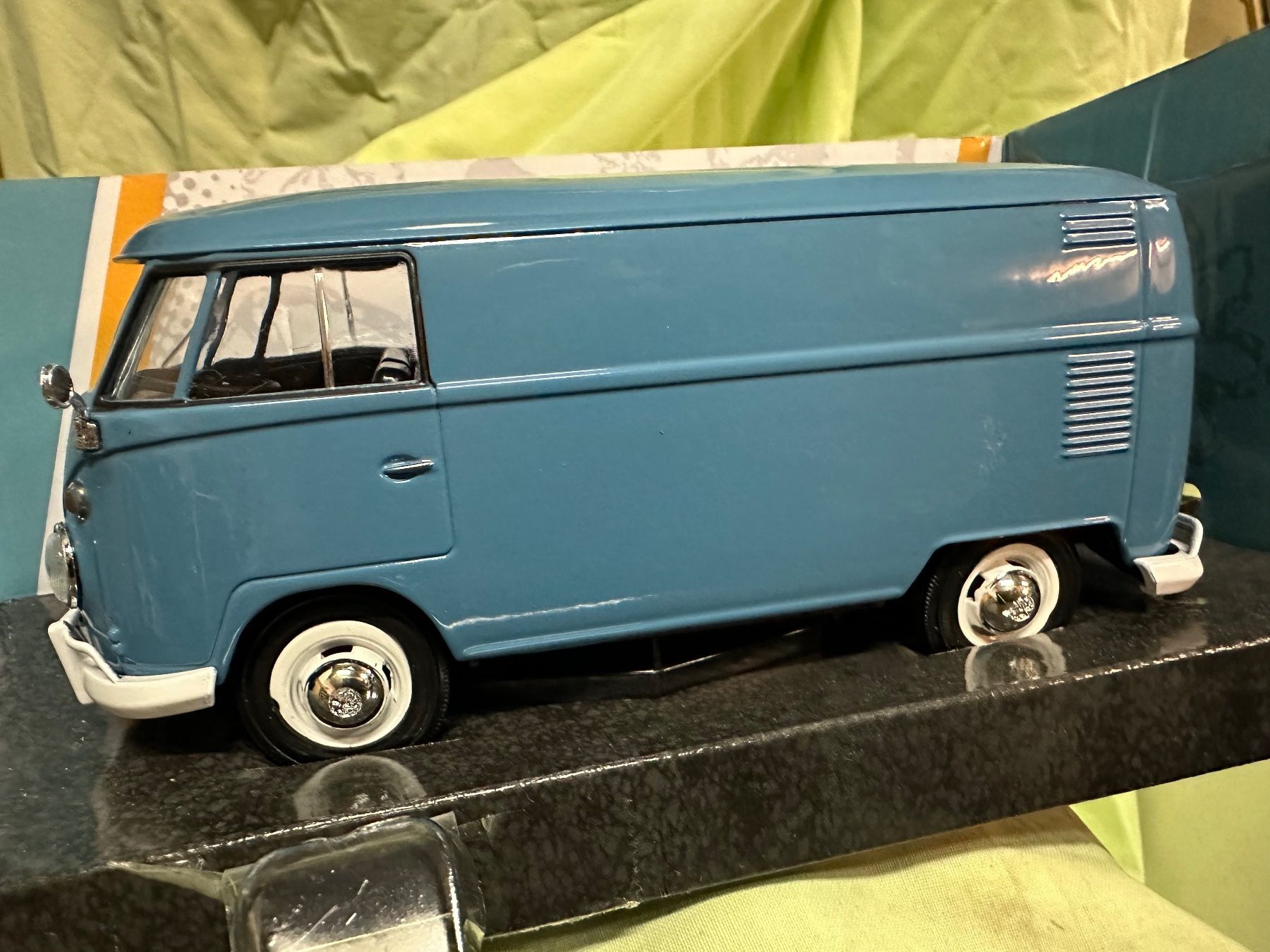 Volkswagen Modellini d'auto: Vw bus t1 Oldtimer classic luftgekühlt – Nuovo (secondo la descrizione) da Reinach AG venduto da rares75 1
