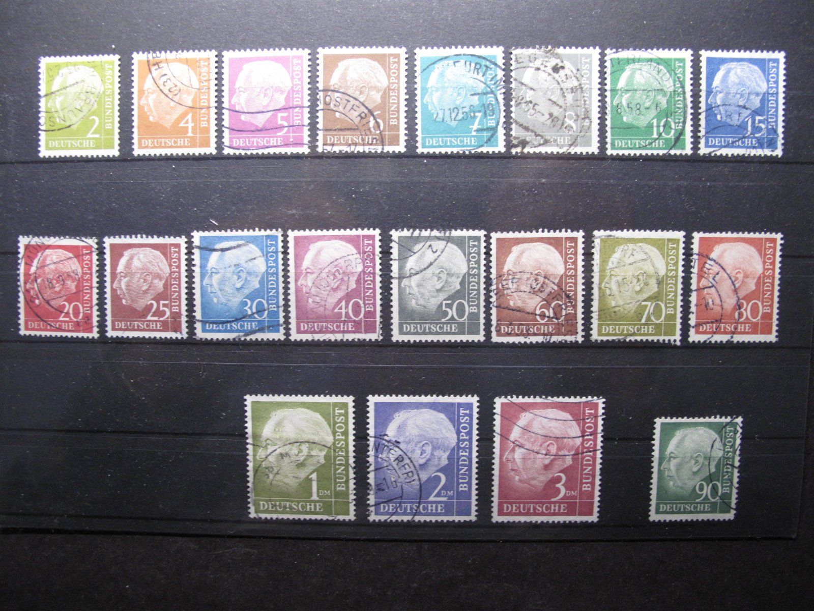 Tutti i francobolli: BRD 1954 Bundespresident Heuss I  gest. – Usato da Wil SG venduto da fva01 1