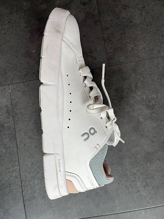 Scarpe da donna: On-Turnschuhe – Usato da Buchs SG venduto da han_5gv5 2
