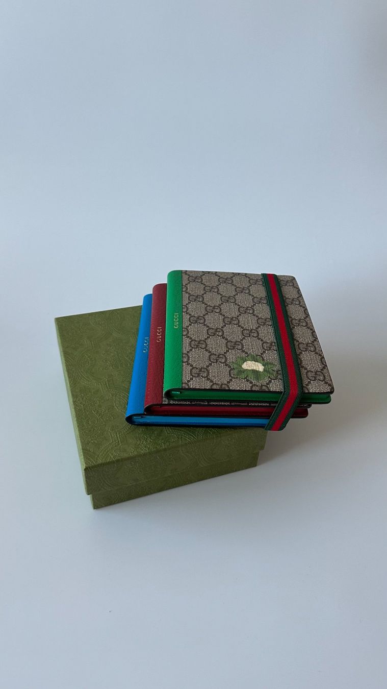 Gucci Blocchi: New notebook Gucci (3 pieces) – Nuovo e nell'imballaggio originale da Lugano venduto da juledo 1