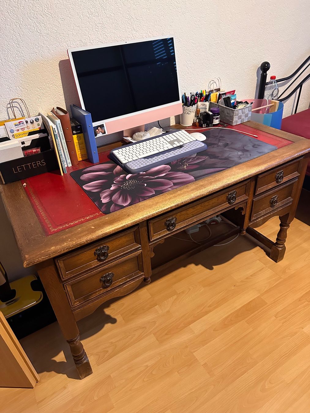 Scrivanie: Altes Büro Holztisch – Usato da Thörigen venduto da Molise76 1