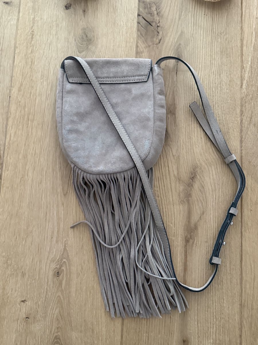 Borse da donna: Mango Wildleder Tasche Fransen Beutel Umhängetasche – Nuovo (secondo la descrizione) da Ebikon venduto da her_82yr 2