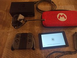 Nintendo Switch V1 Komplettset inkl. Mario Tasche NSW