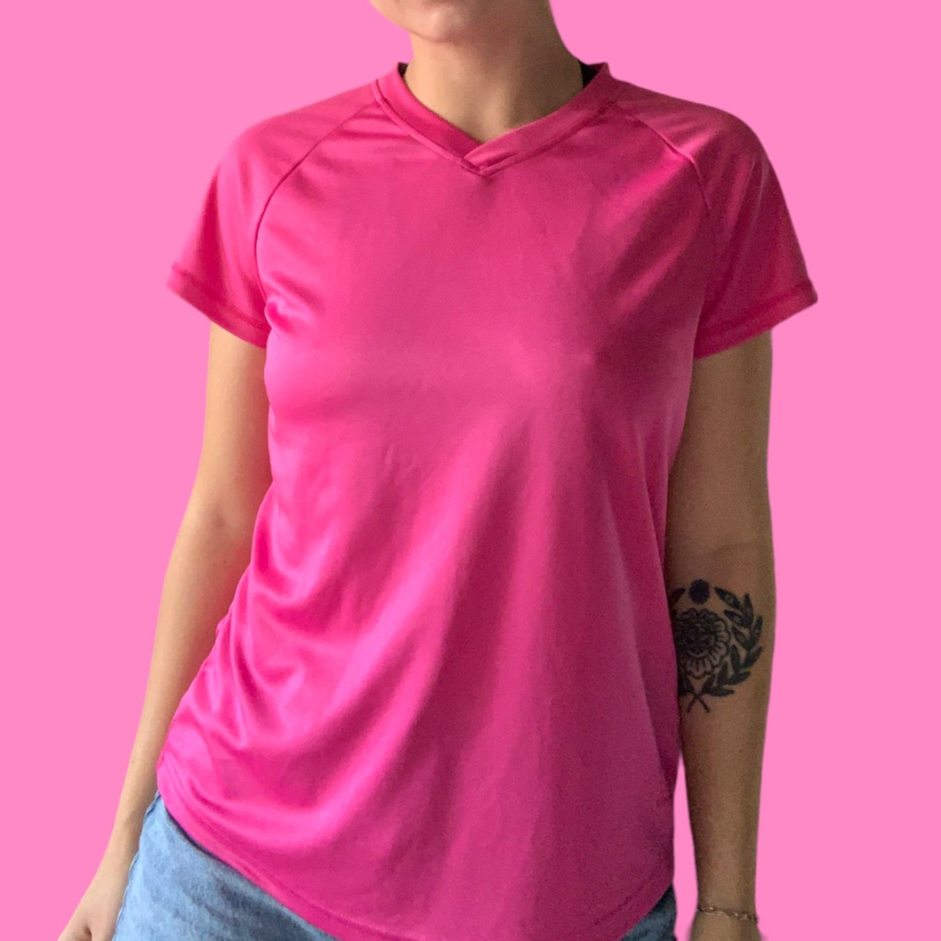 T-shirts: Pink maui workout top – Neuf (Voir description) à Basel par demonbaby2222 3