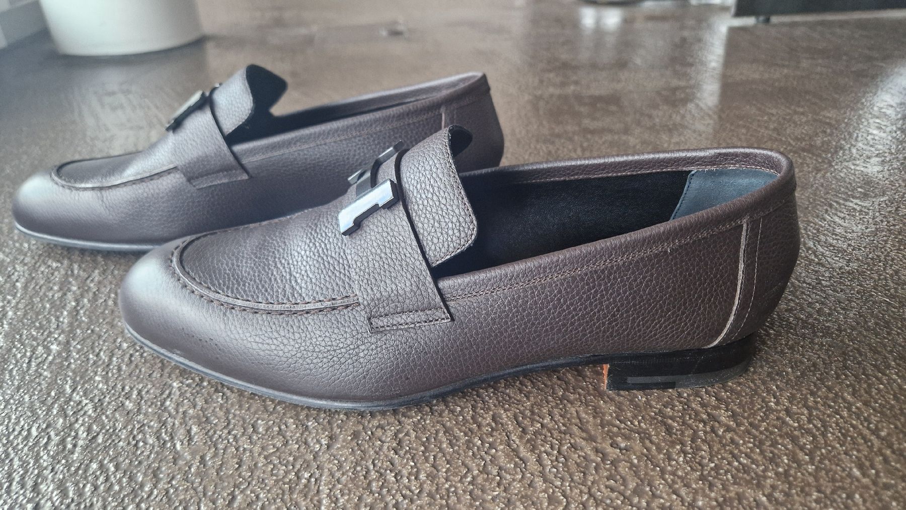 Scarpe da uomo: Hermès Mokassins Paris, Grösse 41, neu – Nuovo (secondo la descrizione) da Kreuzlingen venduto da denise__k 1