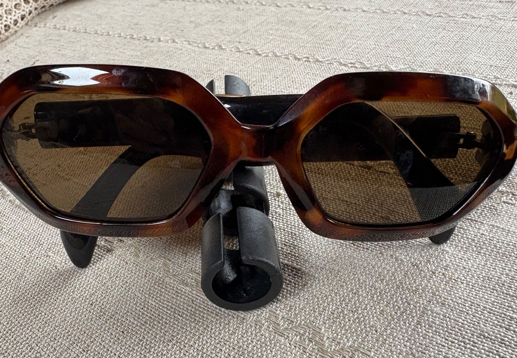 Karl Lagerfeld Occhiali & Lenti: Kultige Lagerfeld Sonnenbrille – Usato da Ebnat-Kappel venduto da pourlemerite