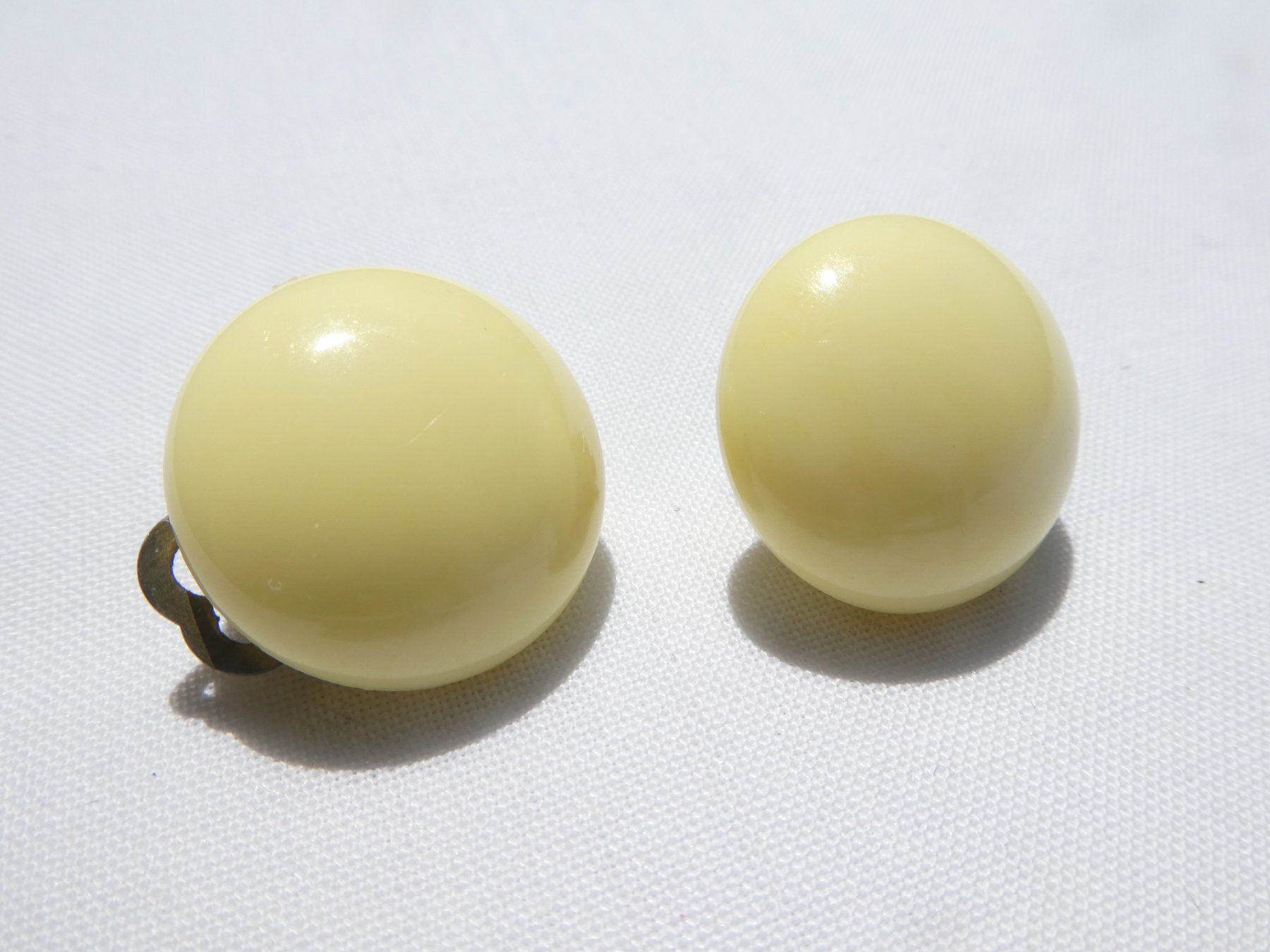 Ohrringe & -stecker: Vintage Ohrclips, Modeschmuck – Gebraucht aus Gattikon von kaandooh 1
