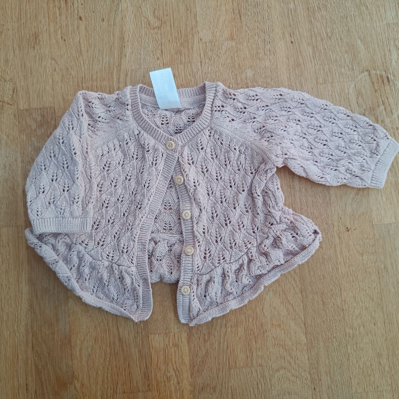 H&M Vestes & Manteaux: Strickjacke Grösse 56 – D'occasion à Jaberg par urig17.