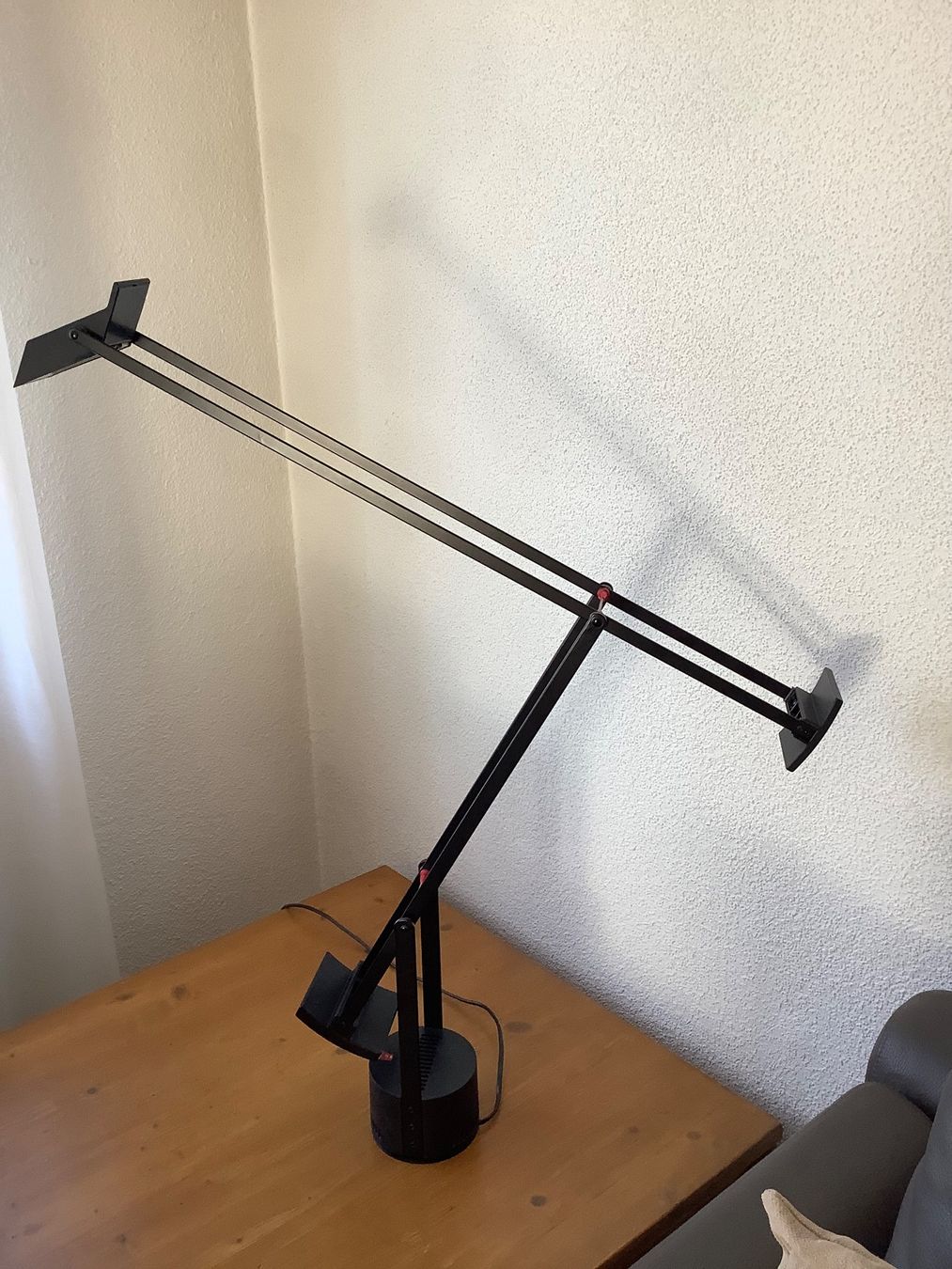 Artemide Lampes: Artemide Tizio Tischleuchte – D'occasion à Worb par Ruedi1925 1