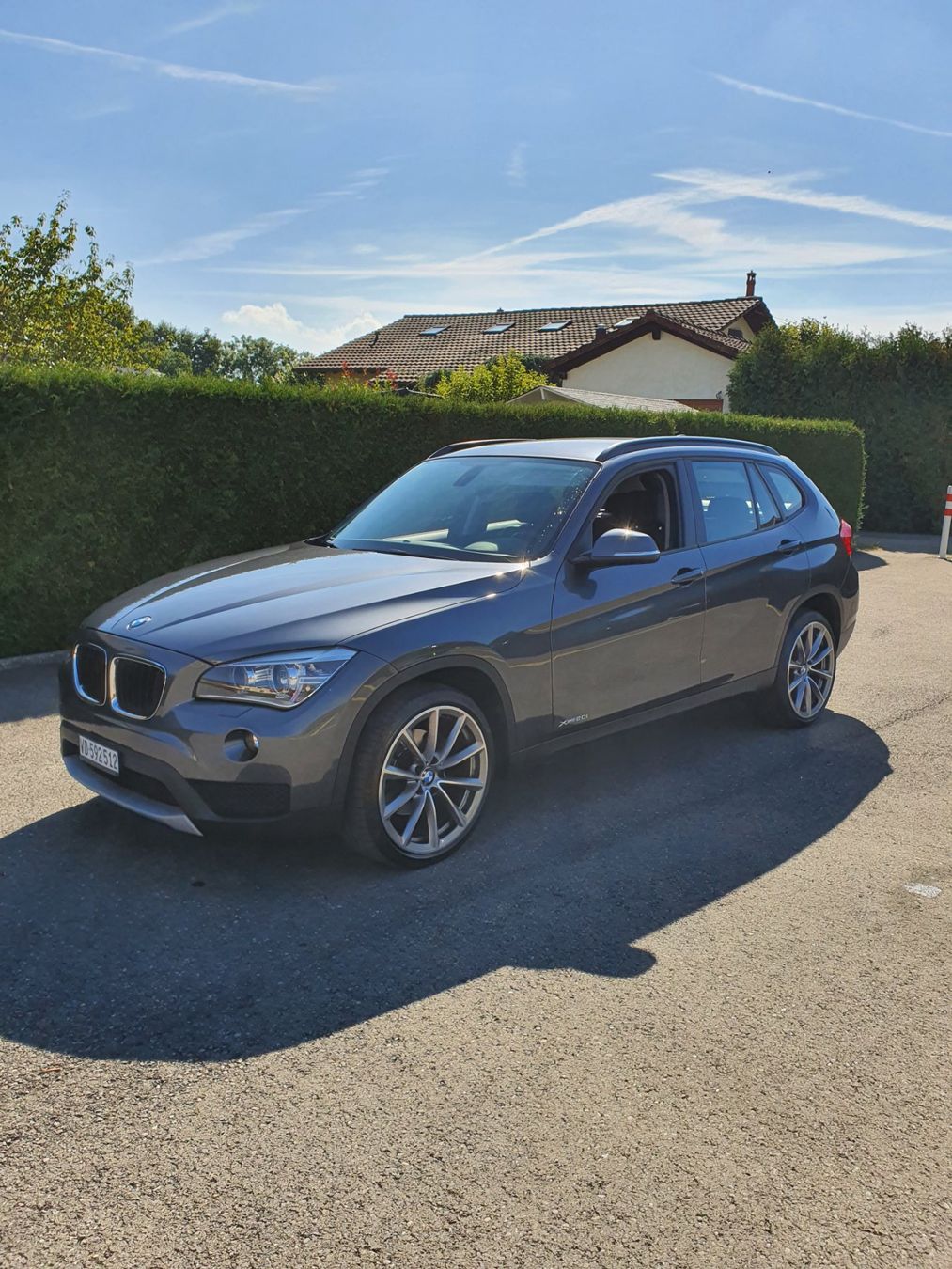 BMW Autos: Bmw X1 2.0i dès 1.- – Gebraucht aus Froideville von tra_n6rb