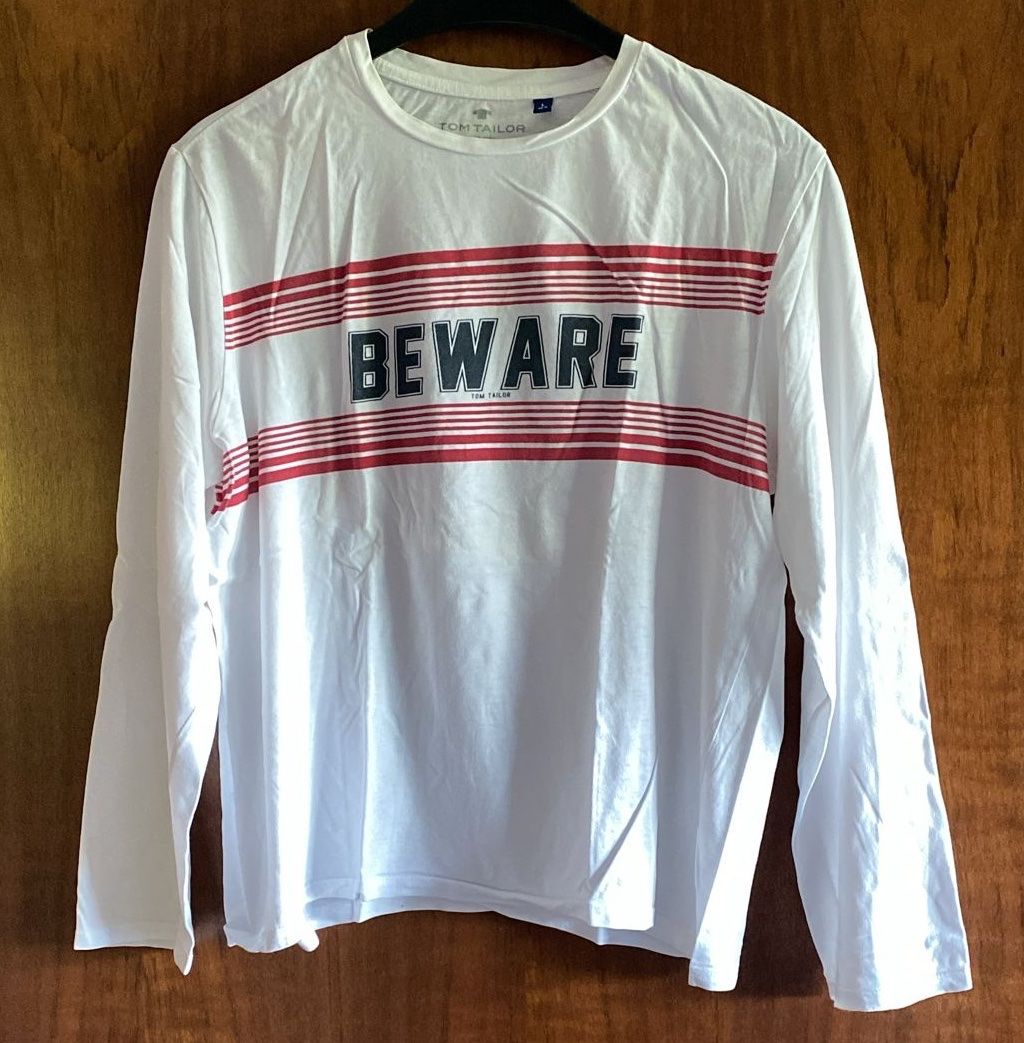 Tom Tailor Camicie, T-shirt & Polo: Gr. 164 weisses "BEWARE" Langarm-Shirt von Tom Tailor – Usato da Wagenhausen venduto da FrauLang