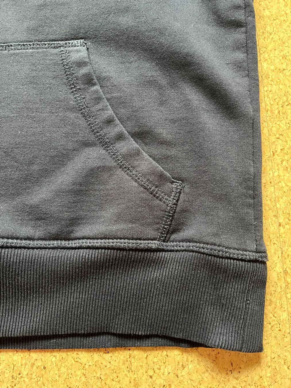 Maglioni & Felpe: Pullover mit Kapuze & Reissverschluss, dunkelblau, Gr. 140 – Usato da Grosswangen venduto da Vita500 3