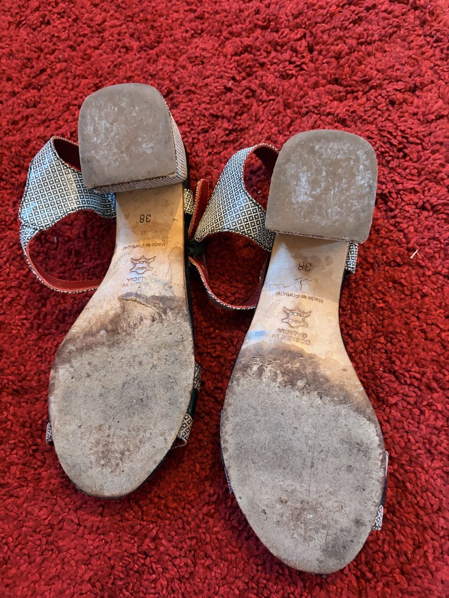 Chaussures femmes: Sandales à talon – D'occasion à Lavigny par Lea_9rxv 1