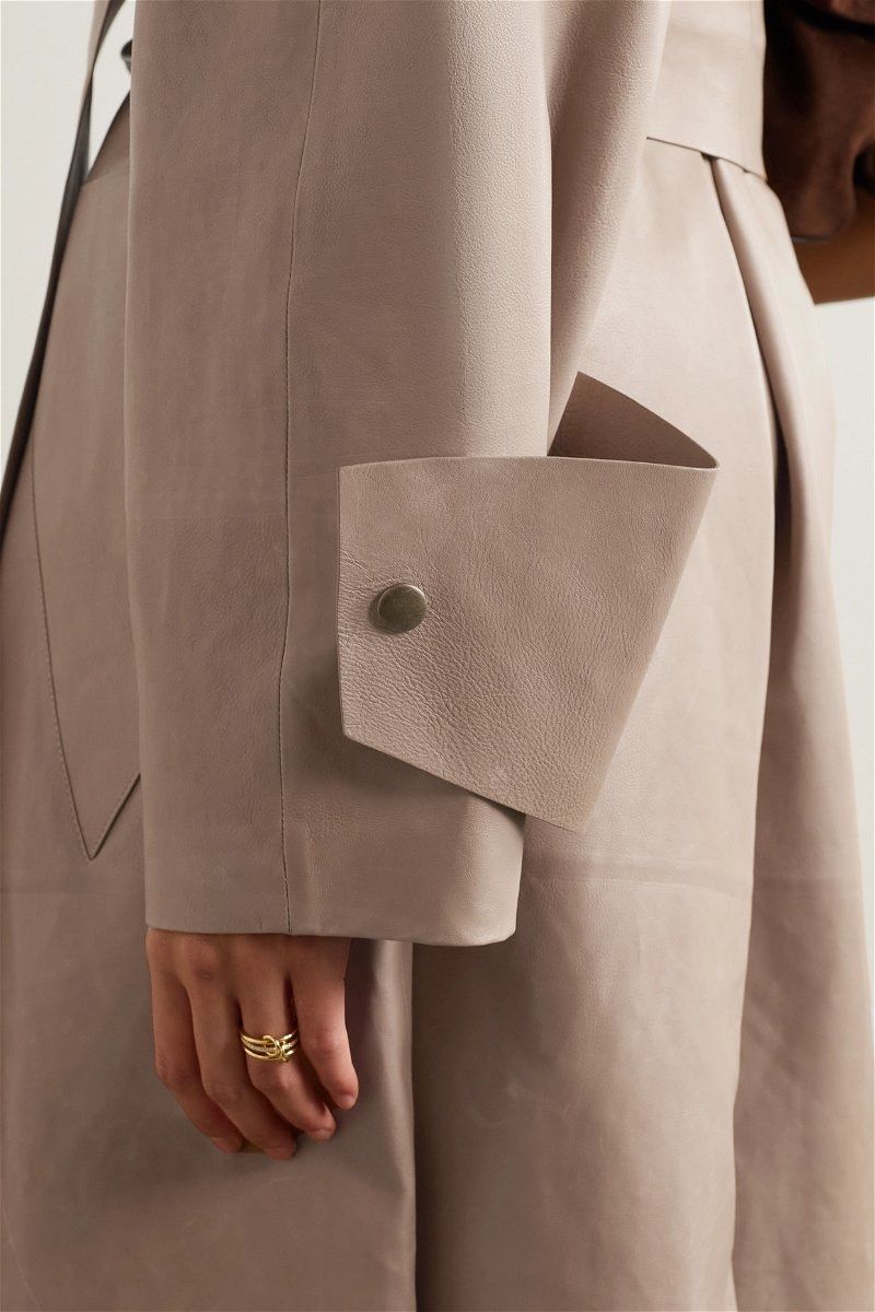 The Row Cappotti: The Row Leather Trench Coat, Autumn Chic, – Nuovo (secondo la descrizione) da Basel venduto da TIMELESS-FASHION 8