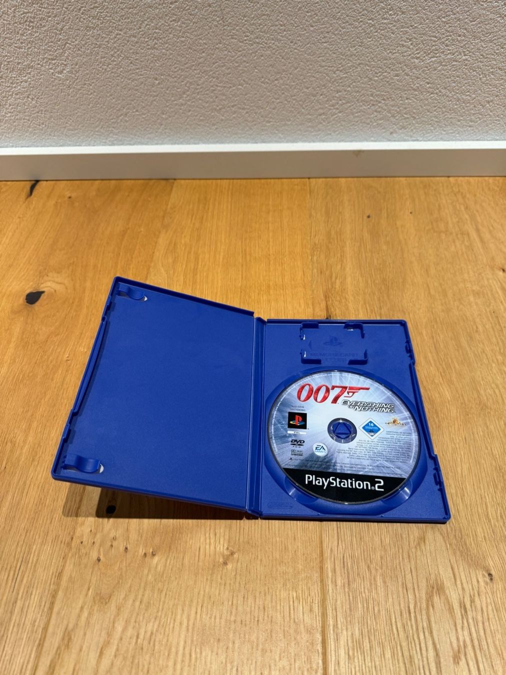 Sony Jeux: PS2 | James Bond 007 -  Alles oder nichts – D'occasion à St. Gallen par Jael0123 1