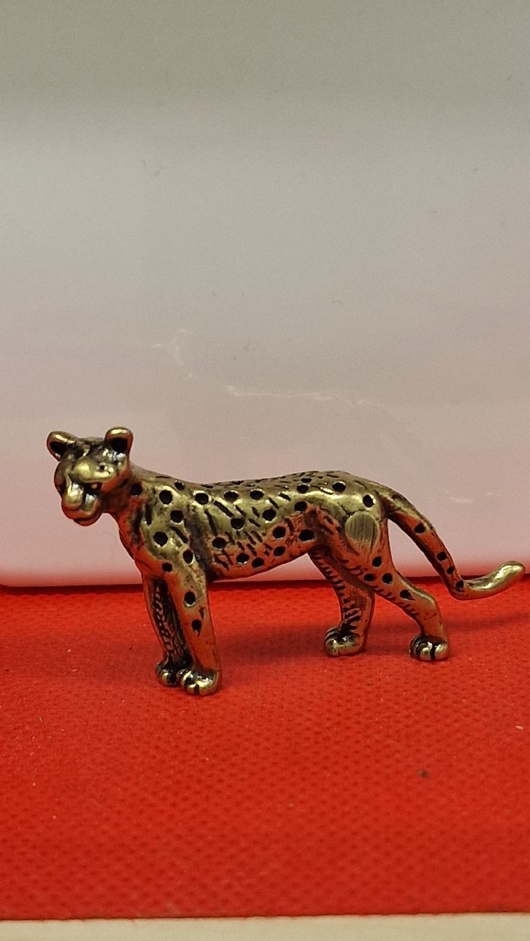 Statuette: Deko Leopard, Messing, Vintage Stil, neuwertig. – Nuovo (secondo la descrizione) da Herisau venduto da Antiques.AR