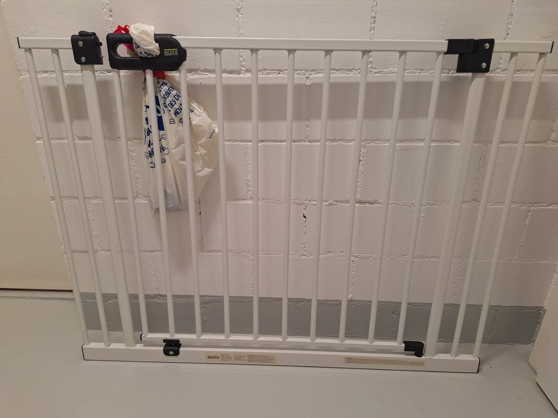 Tutto per la sicurezza: Treppengitter / Türgitter, Kindersicherung – Usato da Herznach venduto da TheHoBo