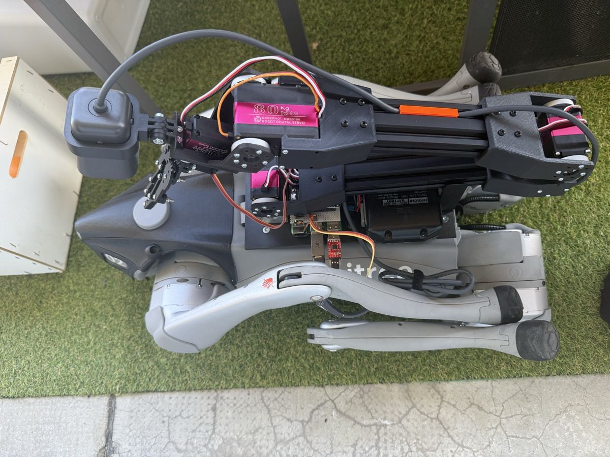 Spielzeuge: Unitree Go2 Pro – Robot quadrupède – Gebraucht aus St-Imier von Joao_ze 8