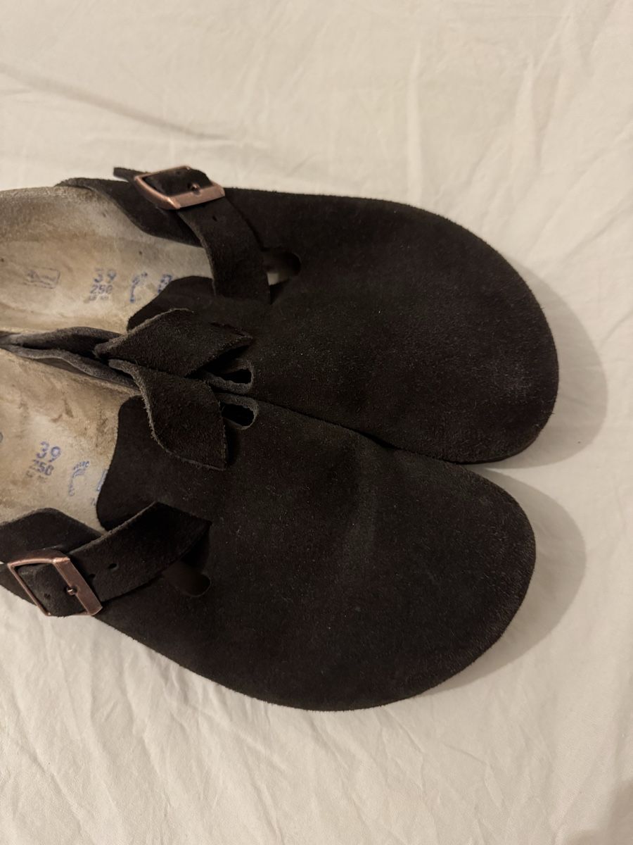 Birkenstock Scarpe da donna: Birkenstock Brown Suede sandals – Usato da Zürich venduto da are_fm6c 4