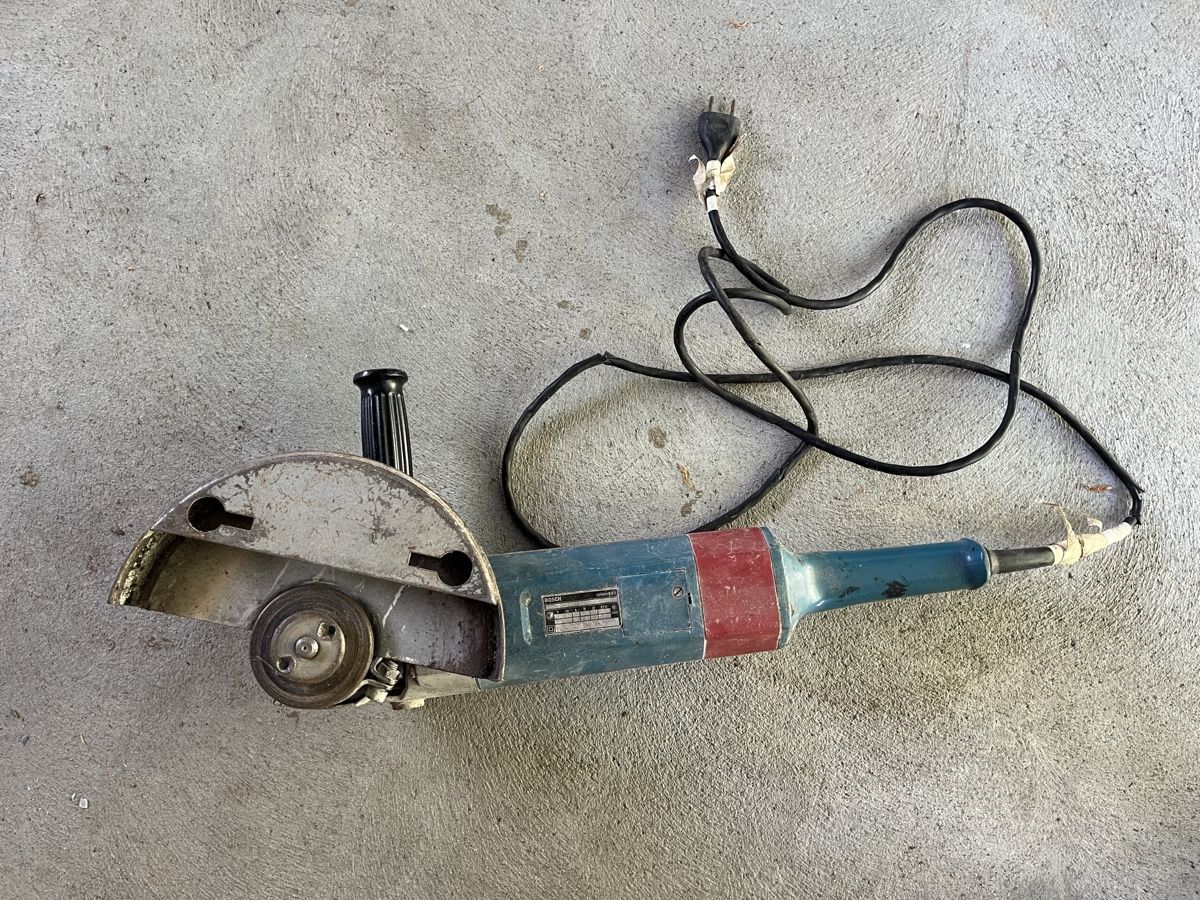 Alle Maschinen: Bosch Winkelschleifer – Gebraucht aus Bottenwil von Guguseli014