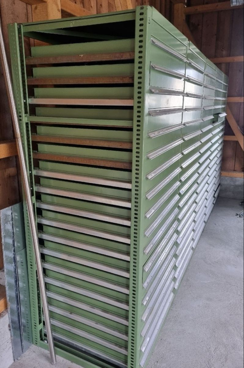 Schränke: Schubladenstock – Gebraucht aus Trüllikon von Agroott 4