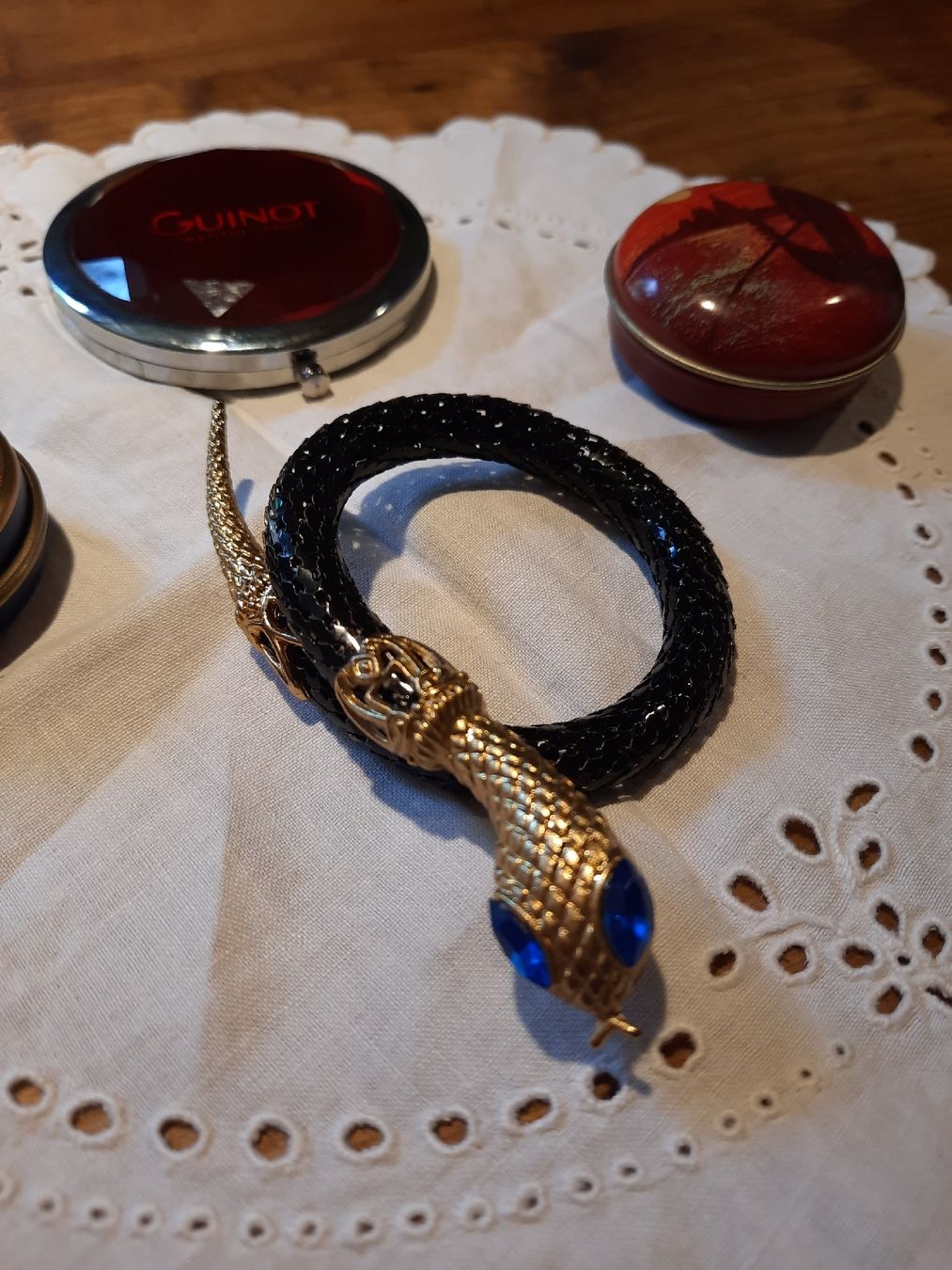Bracciali & Braccialetti: Taschenspiegel, Dösli, Schlangenarmband – Usato da Busswil BE venduto da balu37 1