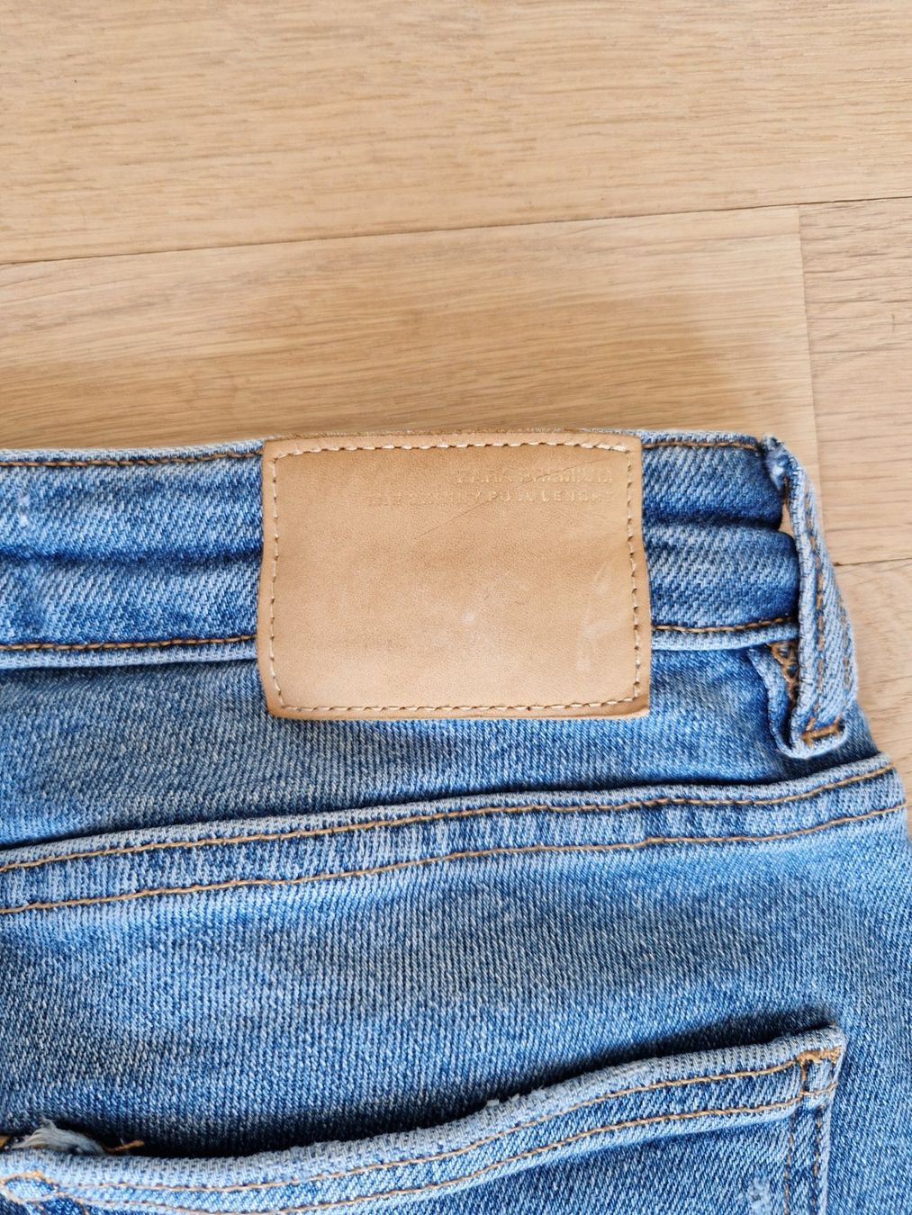 Zara Jeans: Zara Jeans, hellblau, Gr. 38, Damenjeans – Usato da Wallisellen venduto da soat 3