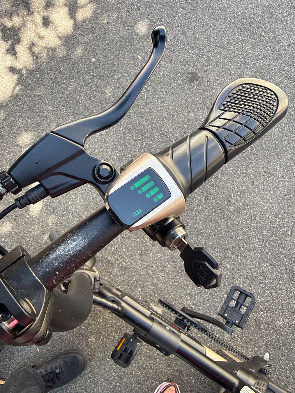 Biciclette: Petit vélo électrique Suisse édition – Usato da St imier venduto da sav_bjf9 5