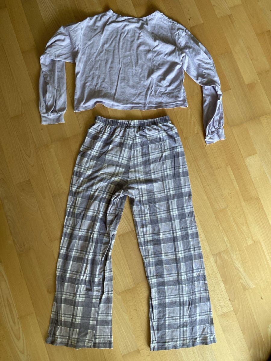 H&M Pyjamas & Ähnliches: Langarm Piji Gr. 146/152 – Gebraucht aus Illnau von Dodo115 1