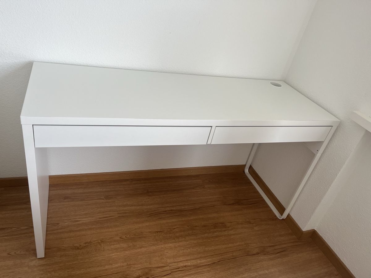 Schreibtische: Pult – Gebraucht aus Jona von jul_dvj2 1