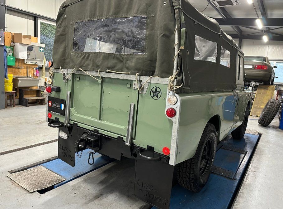 Land Rover Automobili: Land Rover R – Usato da Flühli LU venduto da Overland_Motors 4