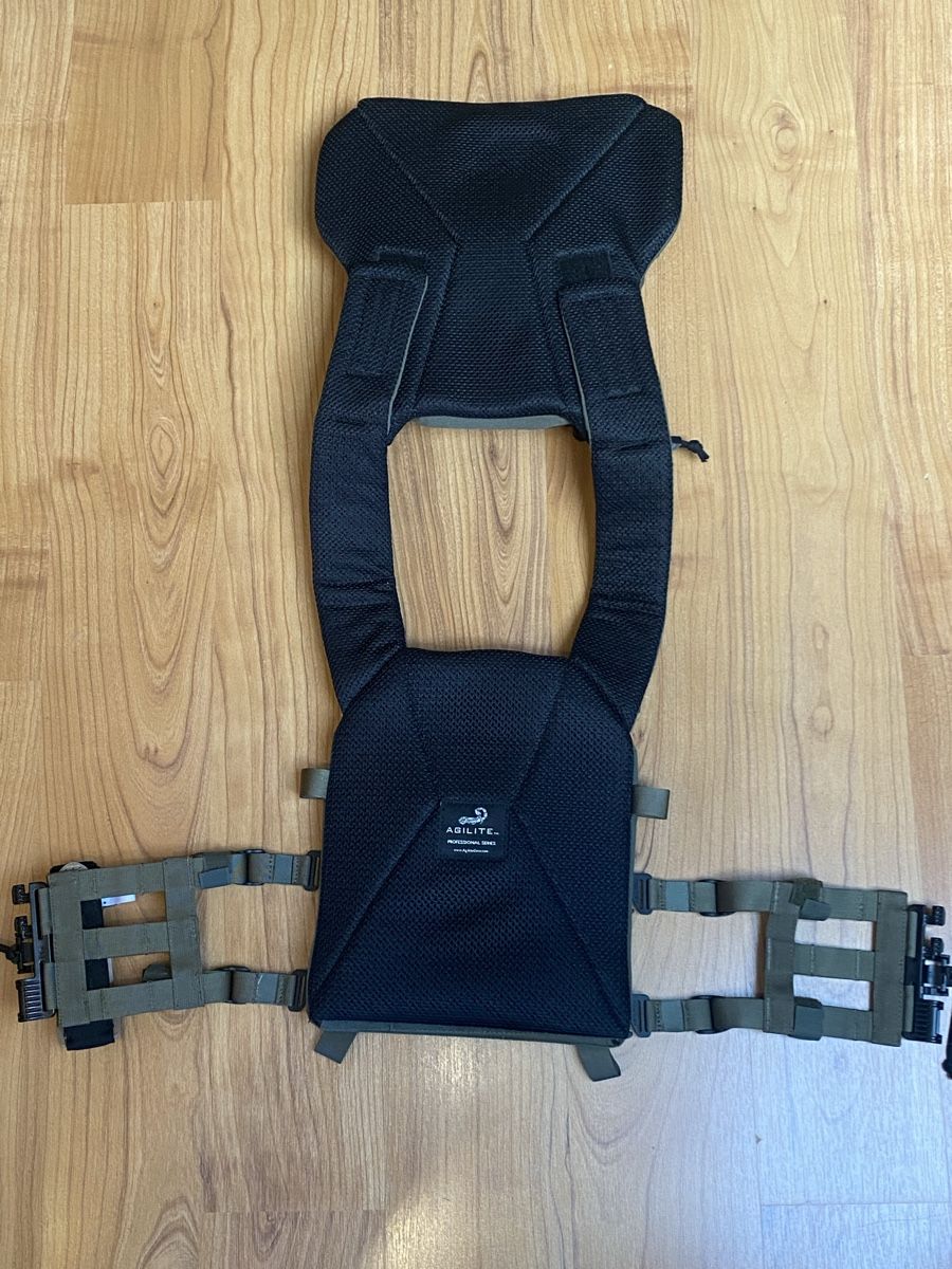Uniformi: Agilite K19 Plattenträger – Nuovo (secondo la descrizione) da Safenwil venduto da _e_99_ 3