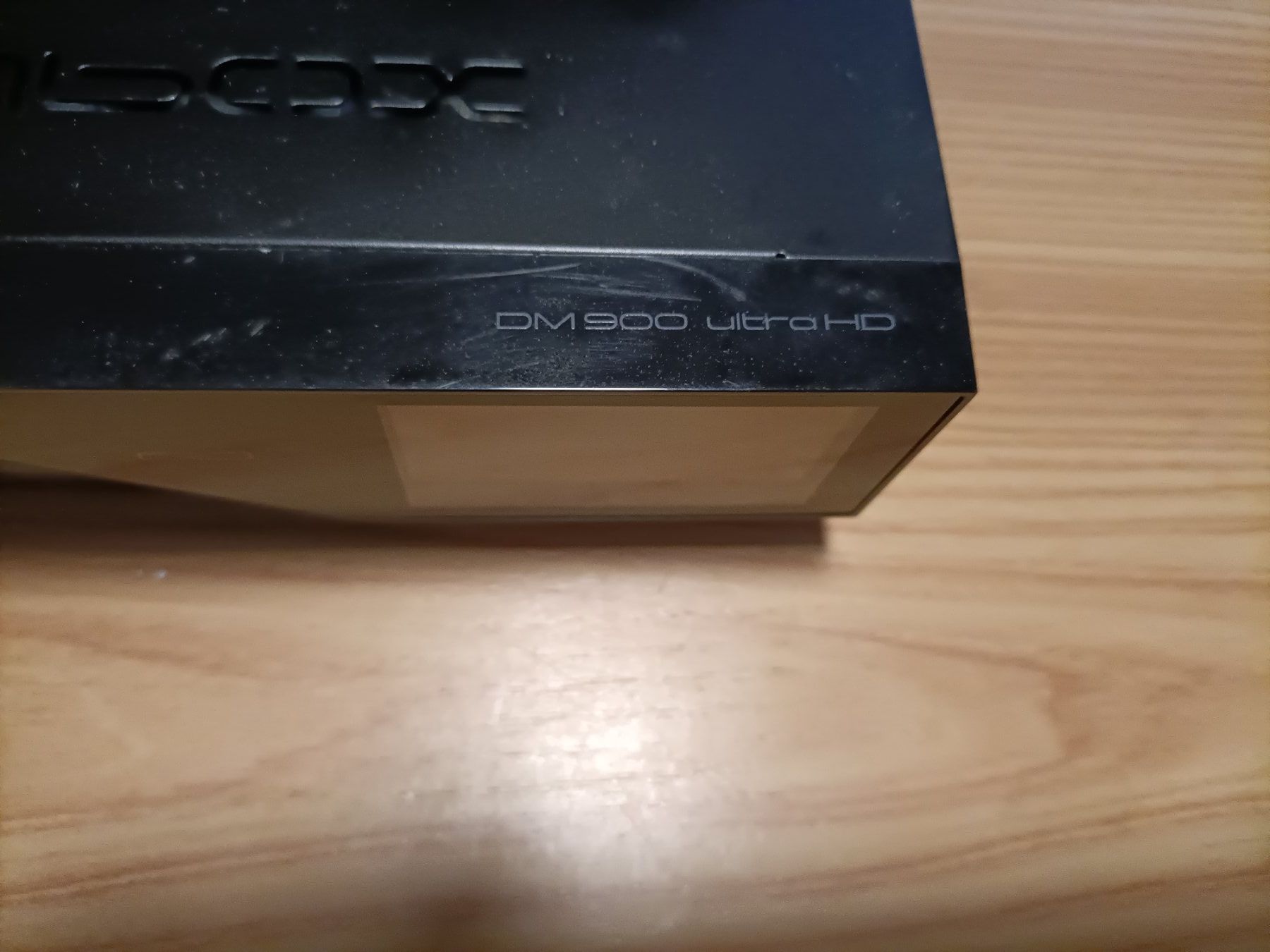 Ricevitori: Dreambox DM900 Ultra HD DVB-C Receiver – Usato da Schöftland venduto da Snacketti7 1