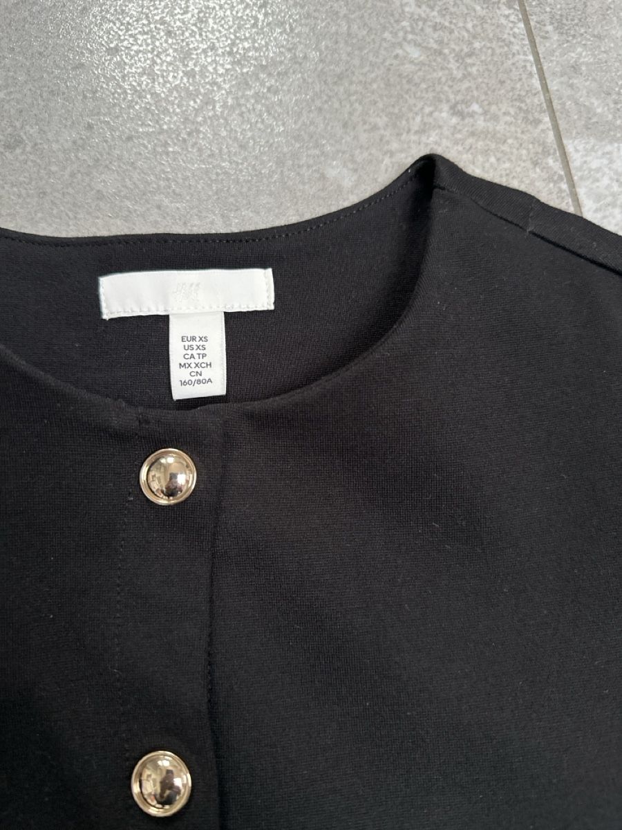 H&M Jacken: Blazer H&M schwarz Gr. XS  – Gebraucht aus Wileroltigen von torro11 1