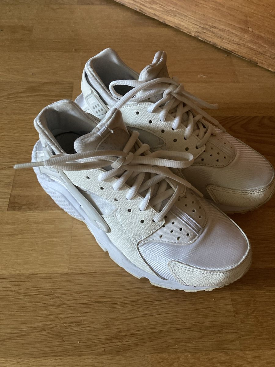 Herrenschuhe: Nike Huarache - 37.5 – Gebraucht aus Gasel von _Smaragda 1