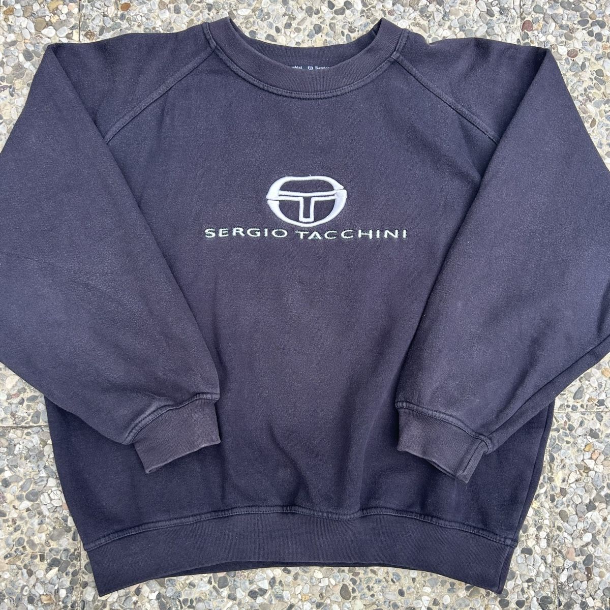 Maglioni & Felpe: Vintage Sergio Tacchini embroiedered sweatshirt  – Usato da brent venduto da fukusapes 2