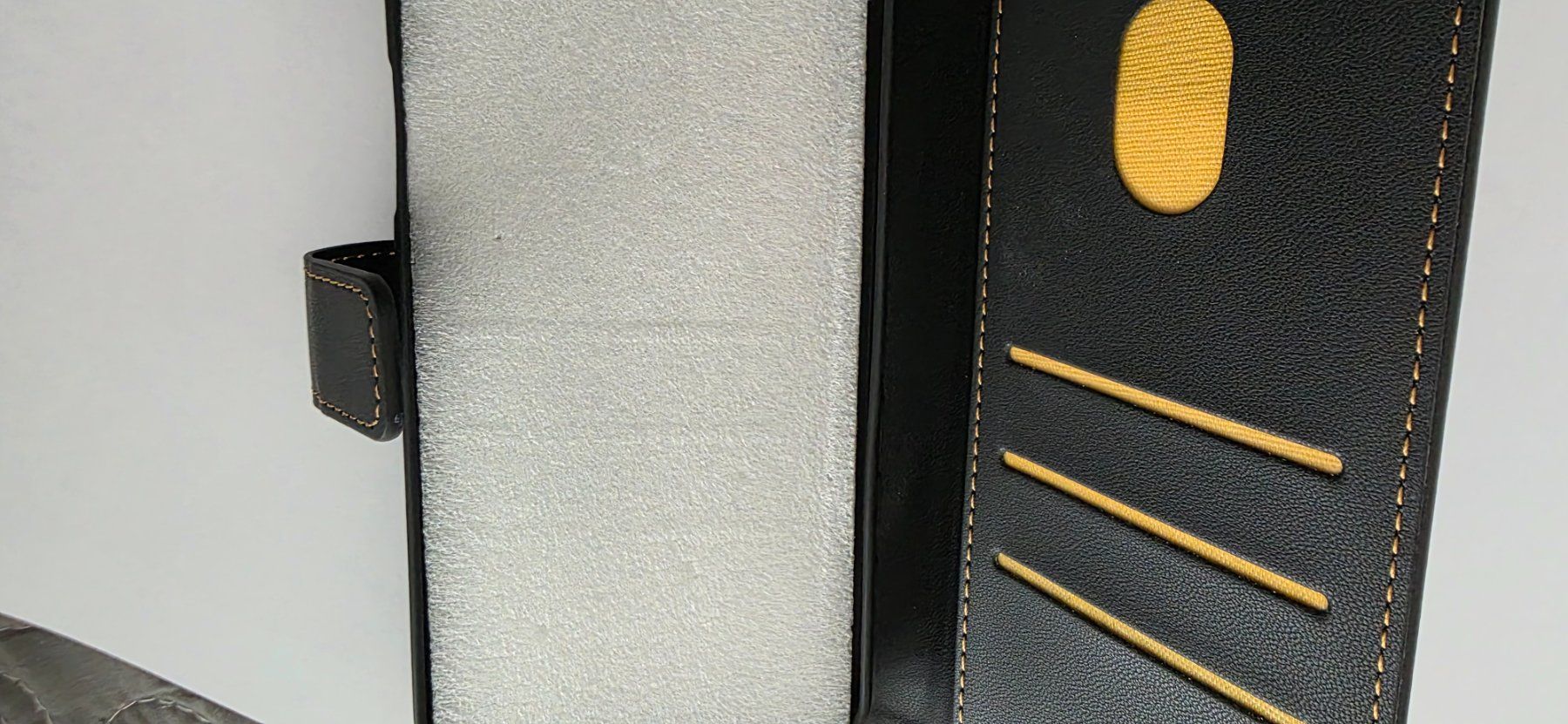 Apple Cover & Protezioni schermo: iPhone 17 Pro Max Magnet Hülle Schwarz – Nuovo e nell'imballaggio originale da Einsiedeln venduto da valli77 1