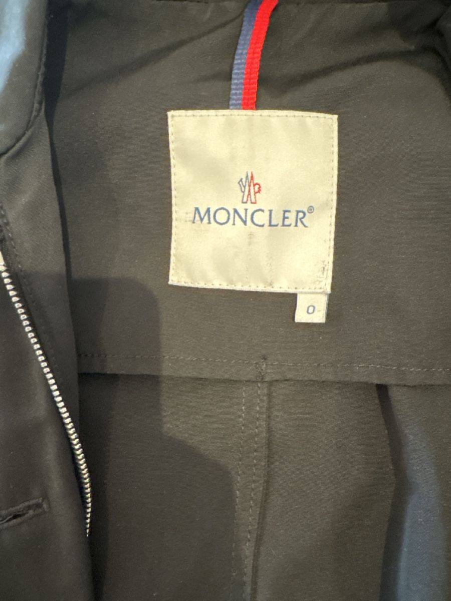 Moncler Giacche: Moncler Übergangsjacke – Usato da Oetwil am See venduto da Aldox108 5