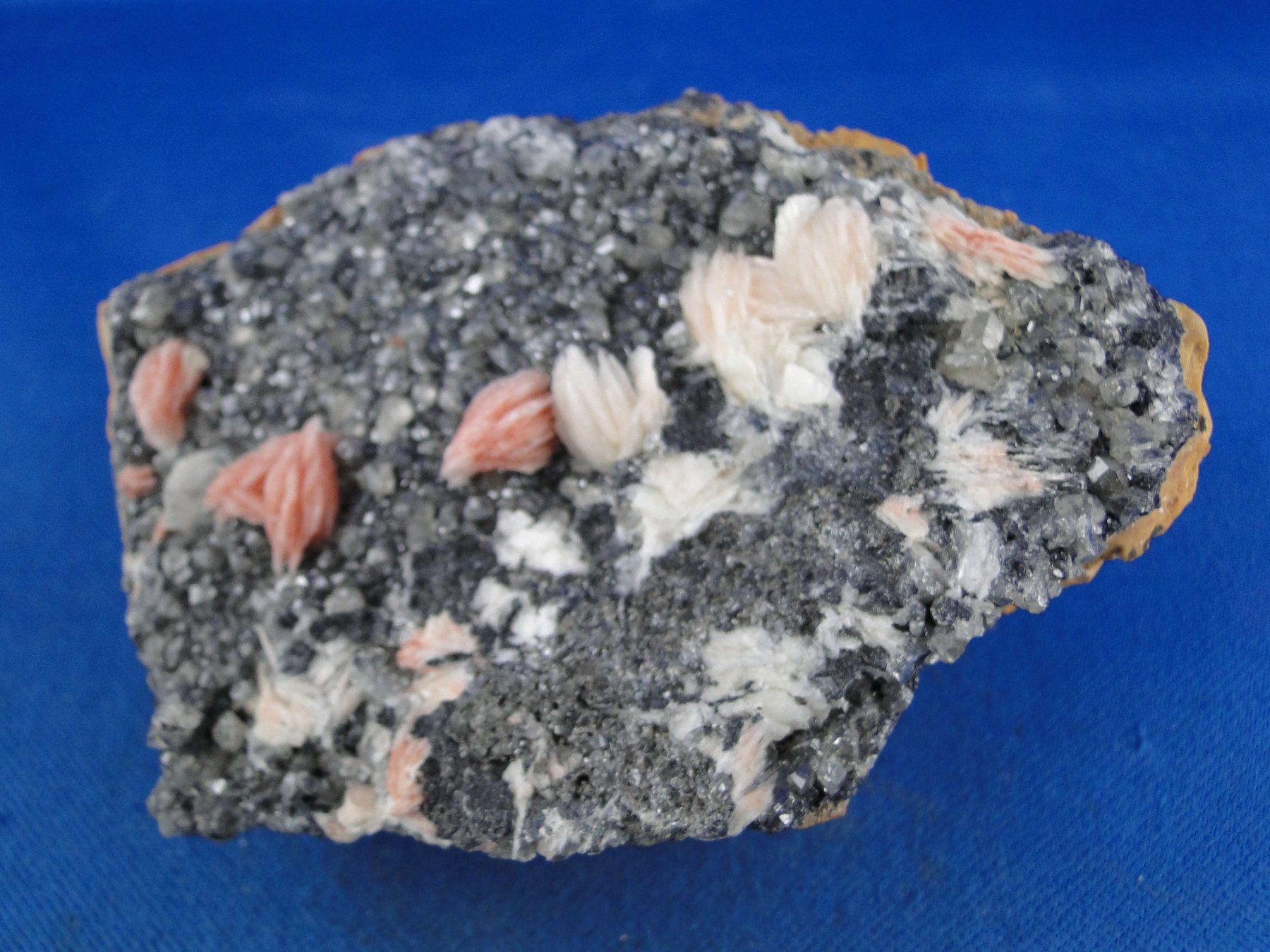 Minerali & Pietre curative: Cerussit mit Barit und Galena – Usato da Schinznach Bad venduto da Demerald 4