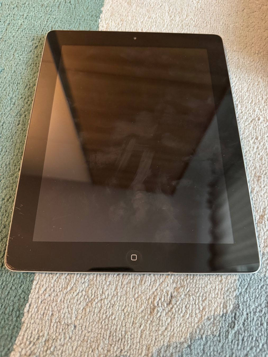 Apple Tablet PC: iPad 3 Generation – Difettoso da Adliswil venduto da Busys