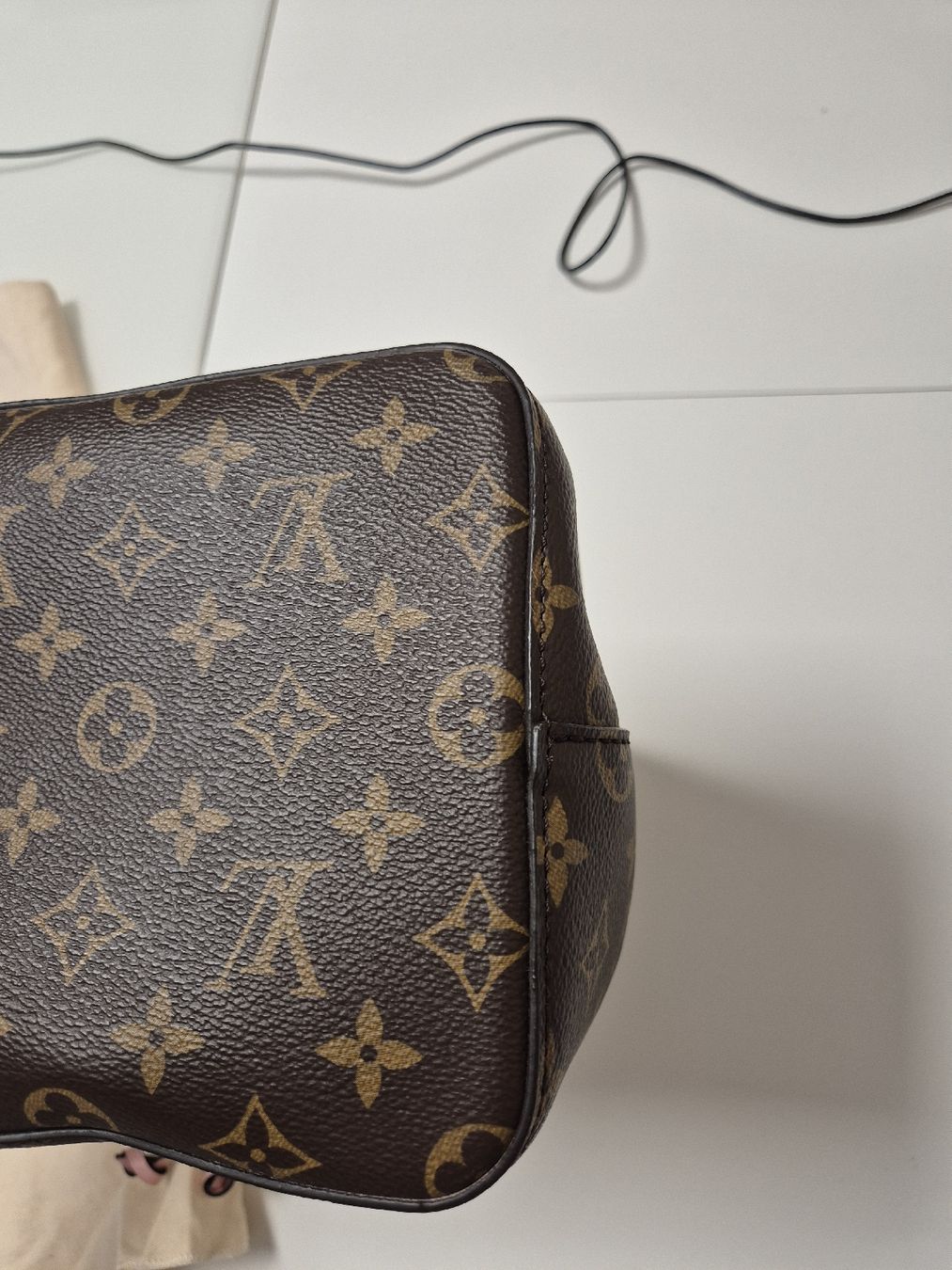 Louis Vuitton Borse da donna: Louis Vuitton Neonoe rosé poudre – Nuovo (secondo la descrizione) da Basel venduto da SBAW 5