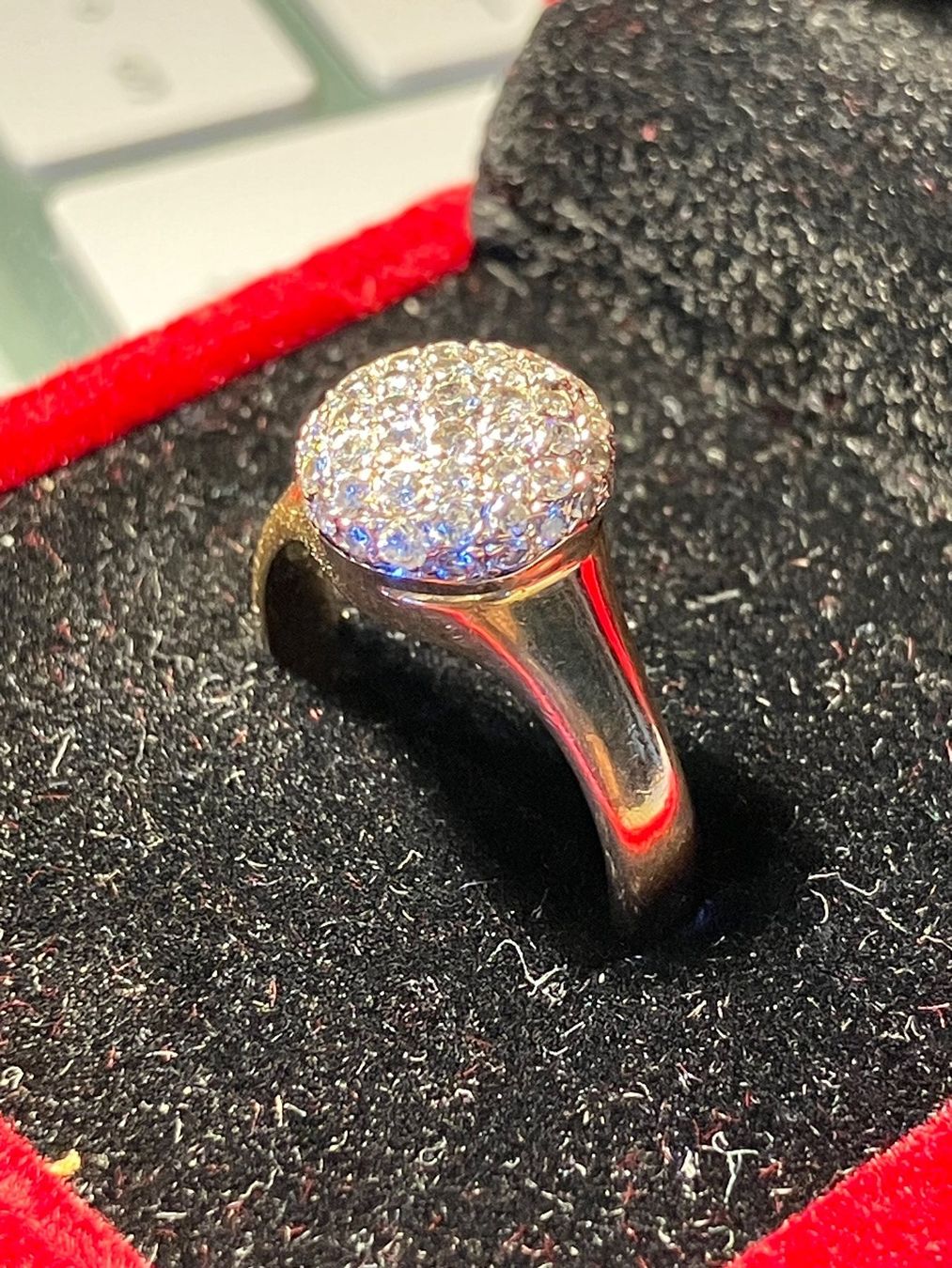 Anelli: Anello gr.53 oro 750 e diamanti – Usato da Rancate venduto da FiorAngela011 1